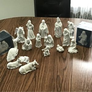 Lenox Nativity set